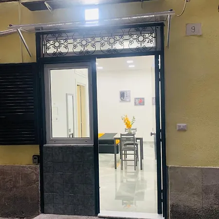 Toledo Tatil Evi Napoli